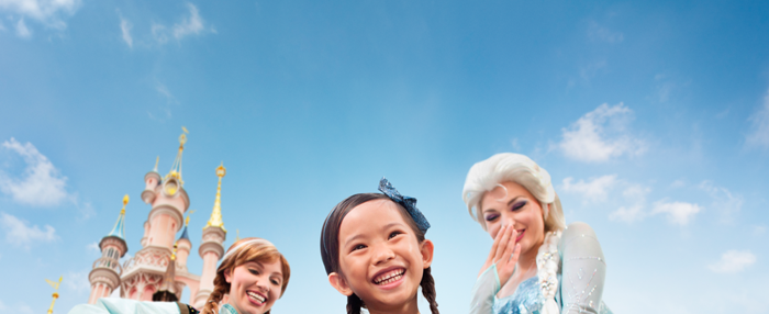 Book your Disneyland® Paris Park Tickets up to March 2023!